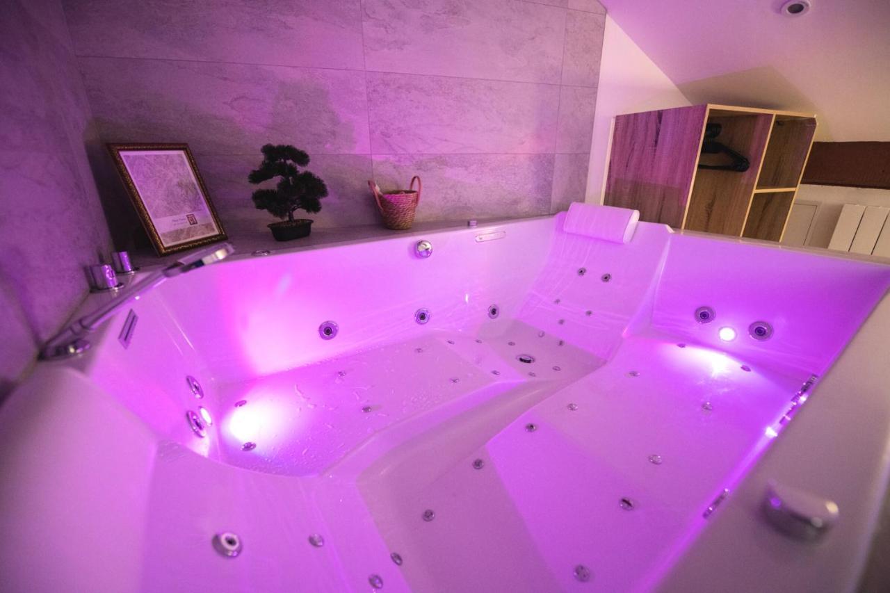 Lova Spa Saint-Etienne Luaran gambar